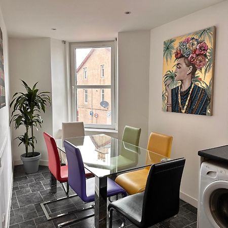3-Bedroom Flat In The City Centre Next To The River Ness Inverness Exteriör bild