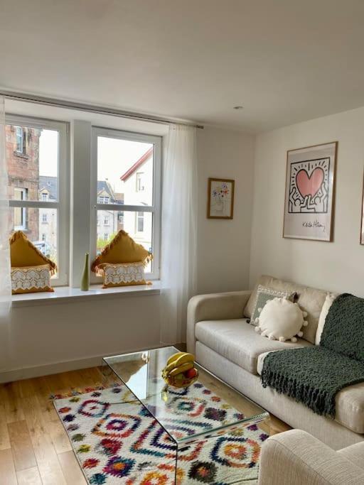 3-Bedroom Flat In The City Centre Next To The River Ness Inverness Exteriör bild